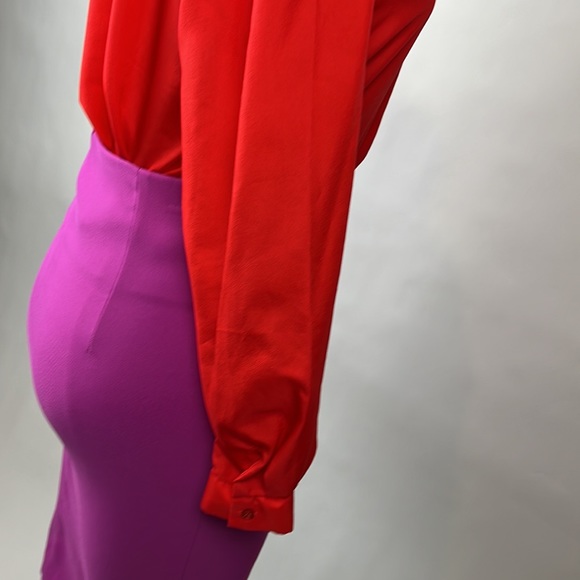 Red polyester button down blouse - Picture 6 of 8